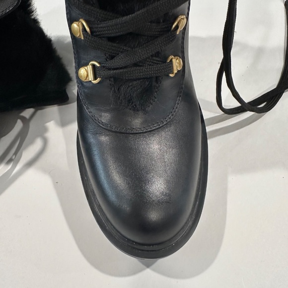 Gianvito Rossi Alaska Leather Fur-Trimmed Boots - Size 38. Dust Bags and Box. - Picture 4 of 16